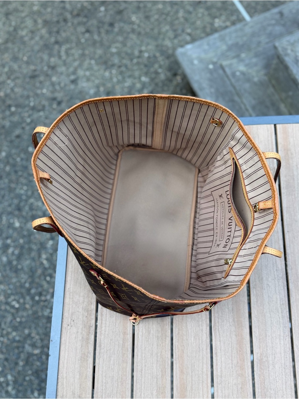 Louis Vuitton Neverfull MM Monogram - Picture 11 of 11